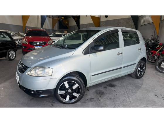 VOLKSWAGEN FOX 1.0 MI 8V FLEX 4P MANUAL VOLKSWAGEN FOX 1.0 MI 8V FLEX 4P MANUAL